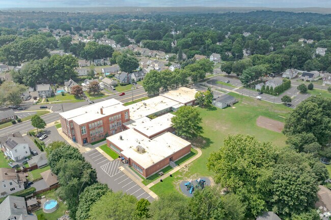 Nichols Elementary School is located at 396 Nichols Avenue in Stratford, CT.