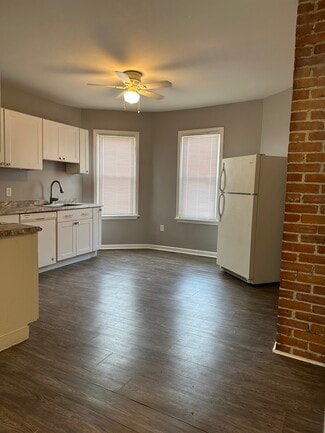 48 Maytide St Unit 2, Pittsburgh, PA 15227