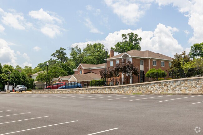 St Agnes School faithfully serves the community of Arlington.