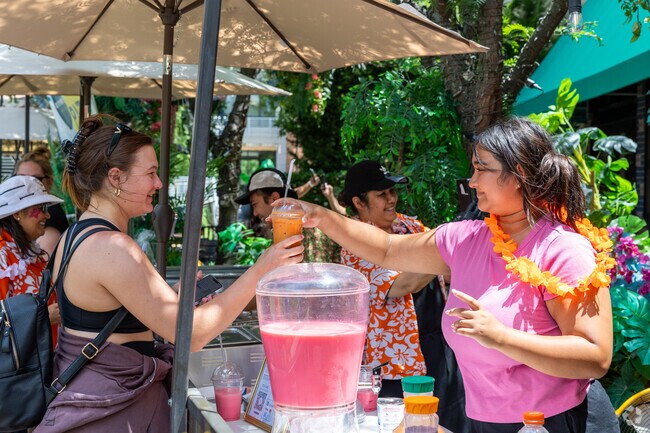 Locals cool off with a Thai iced tea at Bamboo Penny's in Park Place.