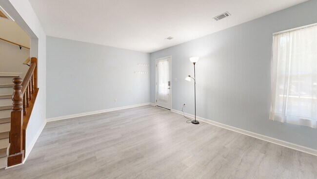 2025 Oakley Trace SE, Smyrna, GA 30080 - photo 2