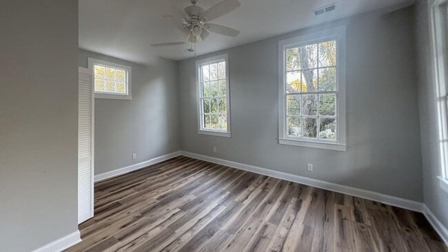 37 Elizabeth St unit B, Charleston, SC 29403 - photo 2