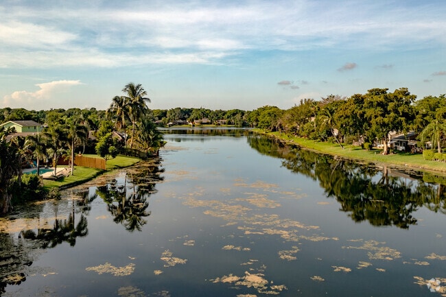 Waterfront Ranch Style Homes in Coconut Creek, FL.