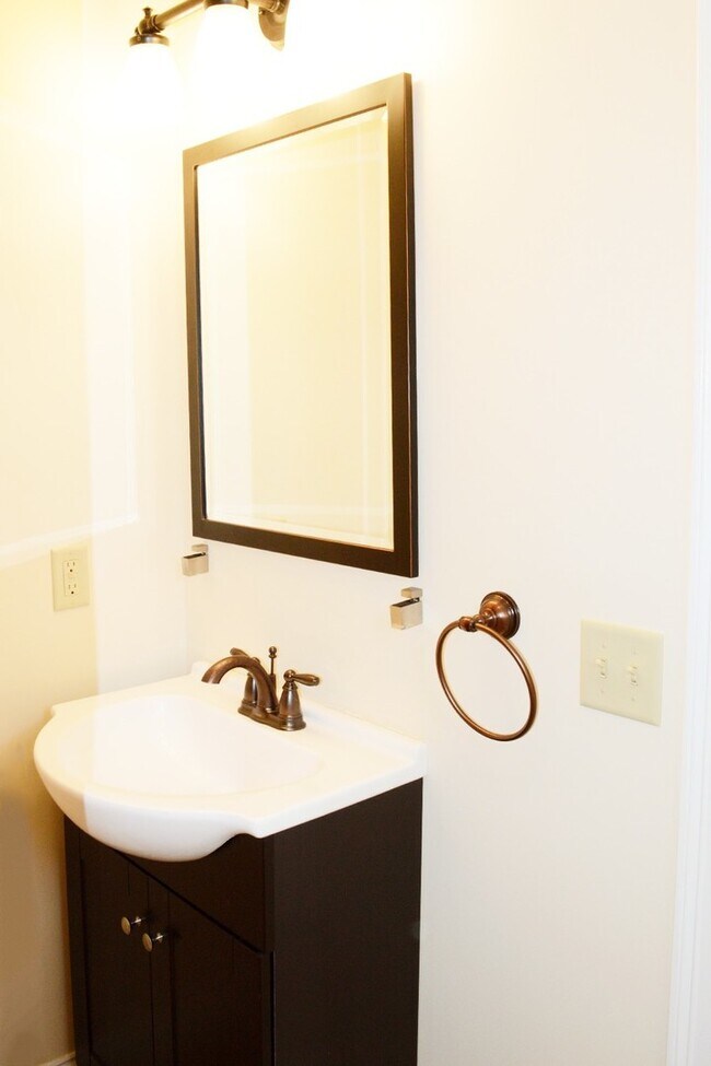 152 North St unit F, Burlington, VT 05401 - photo 6