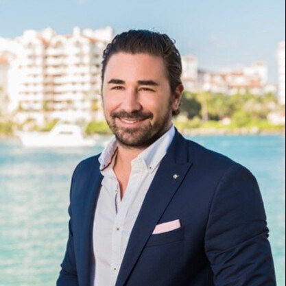 Agent Photo