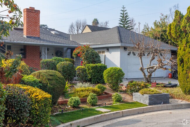 Champion Place is a quiet cul de sac in Alhambra with Norman Rockwell connections.