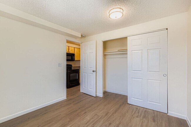 Casa Serena Apartments, Aurora, CO 80010 - photo 4