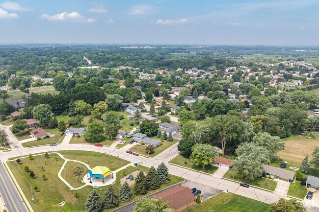 Fredonia is a small town with a population of around 2000 people.