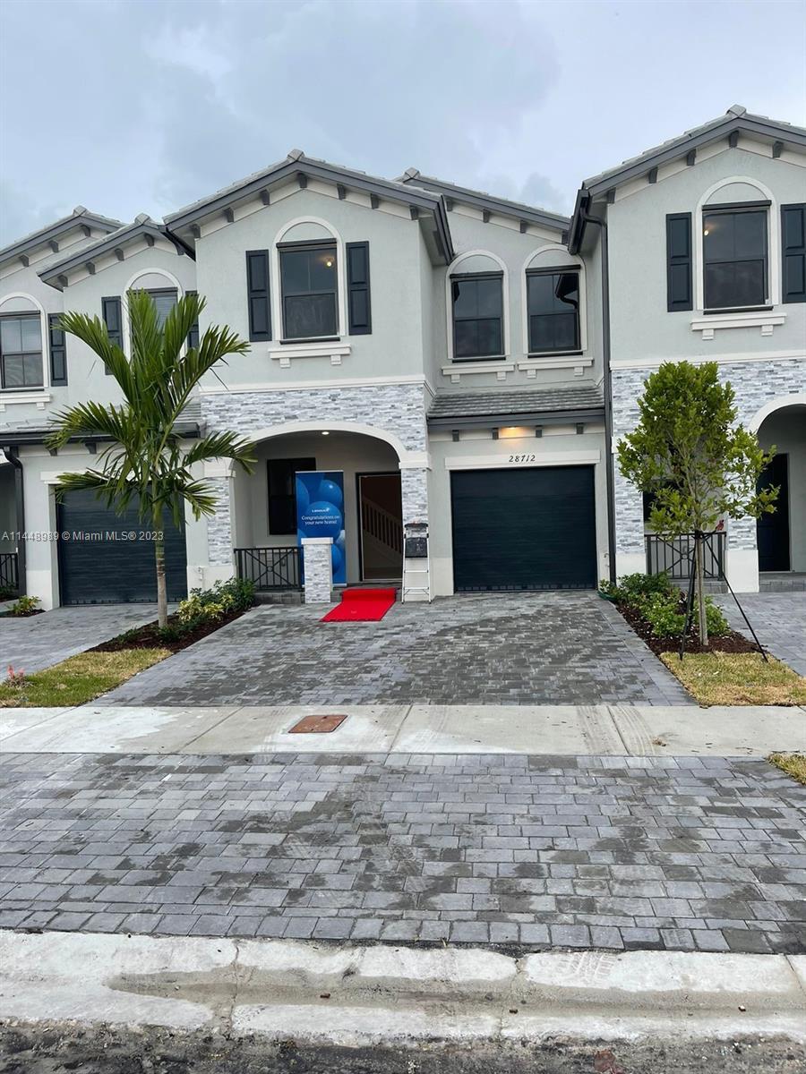 28712 SW 134th Ct, Homestead, FL 33033 - photo 1
