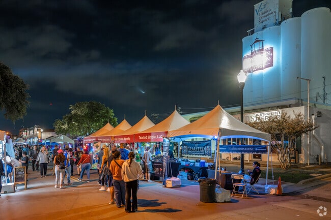 Festival at the Switchyard has plenty of vendors to choose from in Downtown Carrollton.
