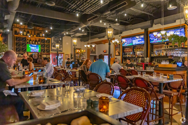 Caruso's Ristorante & Bar is a high quality Italian experience beloved by Springdale.