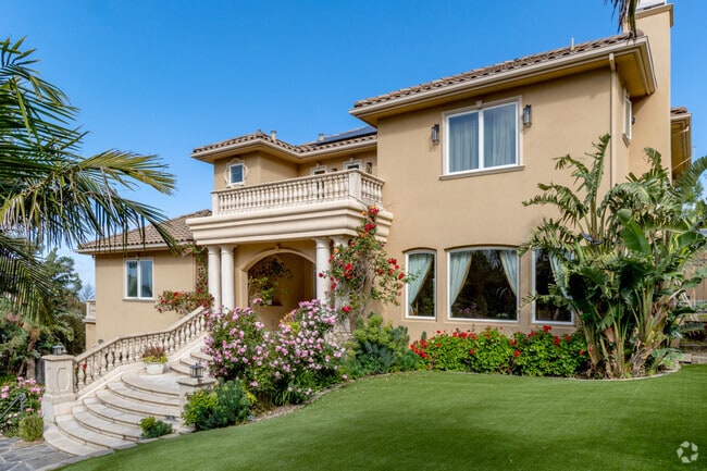 Spanish-revival houses have the scenic views of Silicon Valley in East Foothills.