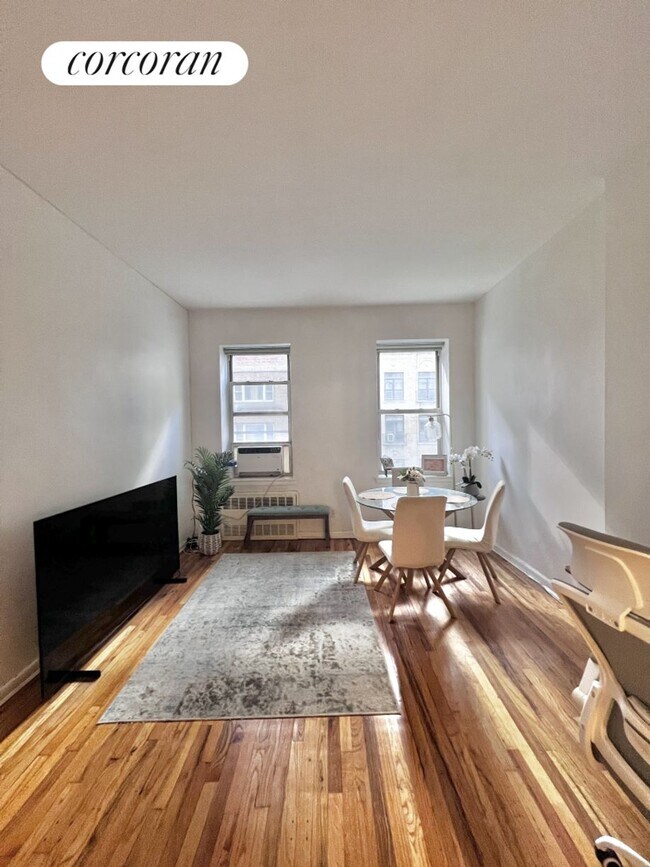 48 W 55th St, New York, NY 10019