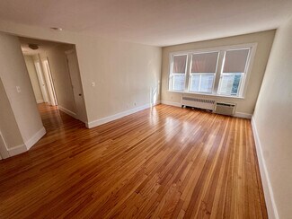 48 Lancaster Terrace Unit 101, Brookline, MA 02446