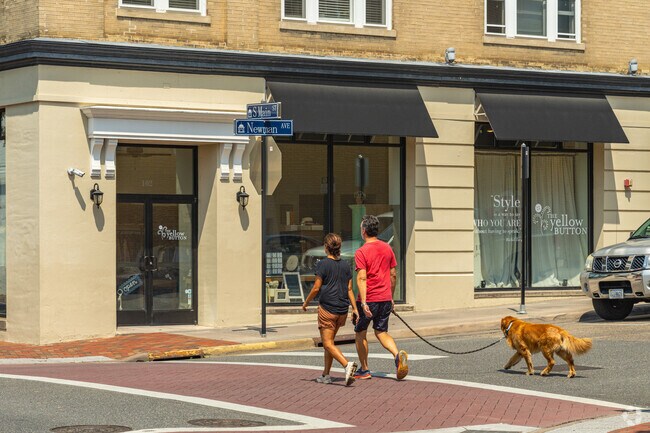 Waterman residents head to downtown Harrisonburg to take their pups for a nice walk.