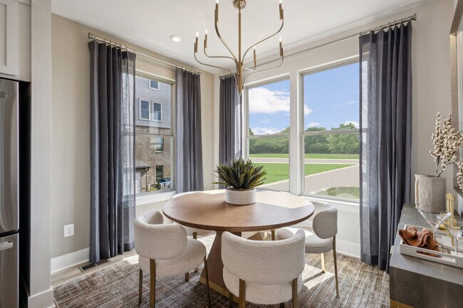 2124 Acadia Rd, Herndon, VA 20170 - photo 7