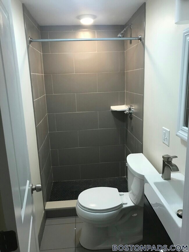 21-23-23 Weitz St Unit 3, Boston, MA 02134