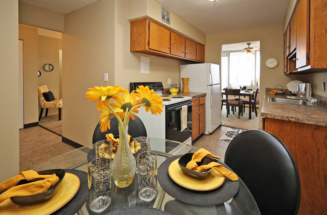 2B1B Model Kitchen