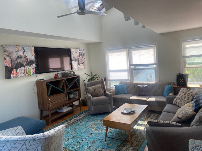 72 6th St unit 2, Cambridge, MA 02141 - photo 7