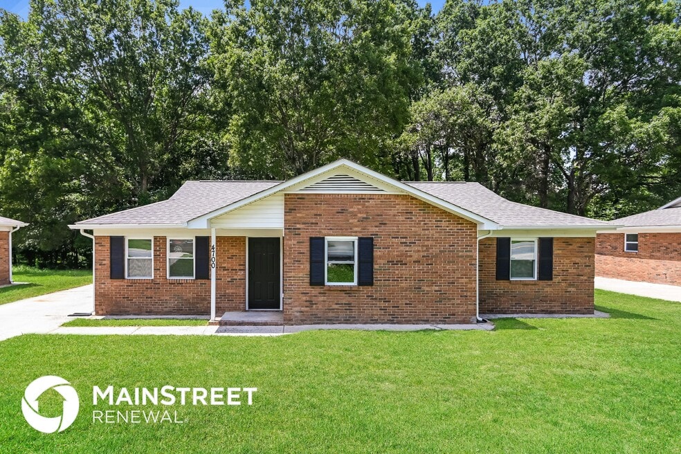 4700 Lawrence Orr Rd, Charlotte, NC 28212 - photo 1