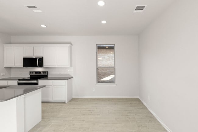 2213 Avatar Way unit 38530596, Aubrey, TX 76227 - photo 5