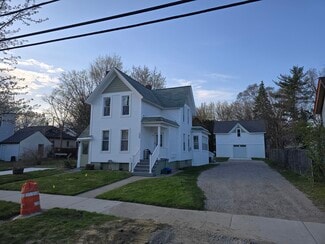 130 Grand Ave Unit 3, Mount Clemens, MI 48043