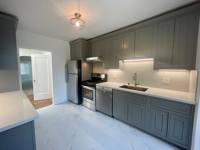 9 Locust Ave unit 9B, Mill Valley, CA 94941 - photo 3