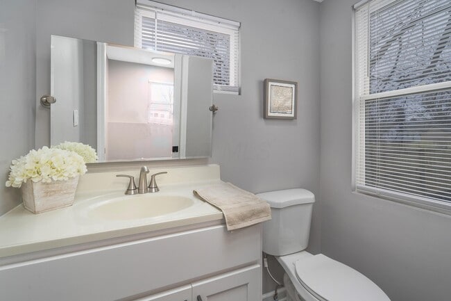 1408 S Ohio Ave, Columbus, OH 43206 - photo 7