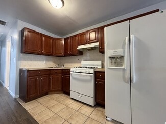 458 Bergen Ave Unit 3, Jersey City, NJ 07304