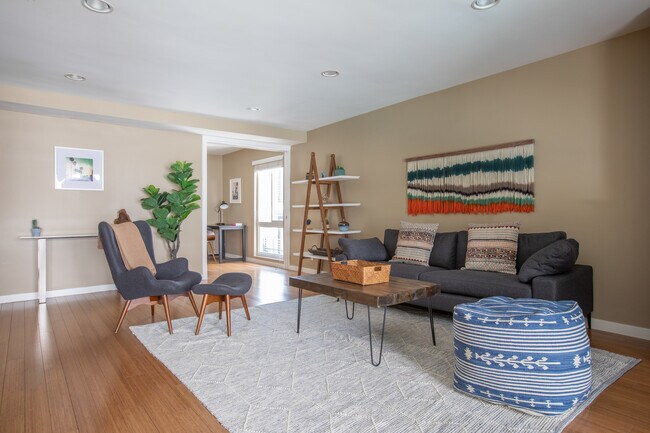 4407 Francis Ave unit 204, Los Angeles, CA 90005 - photo 6