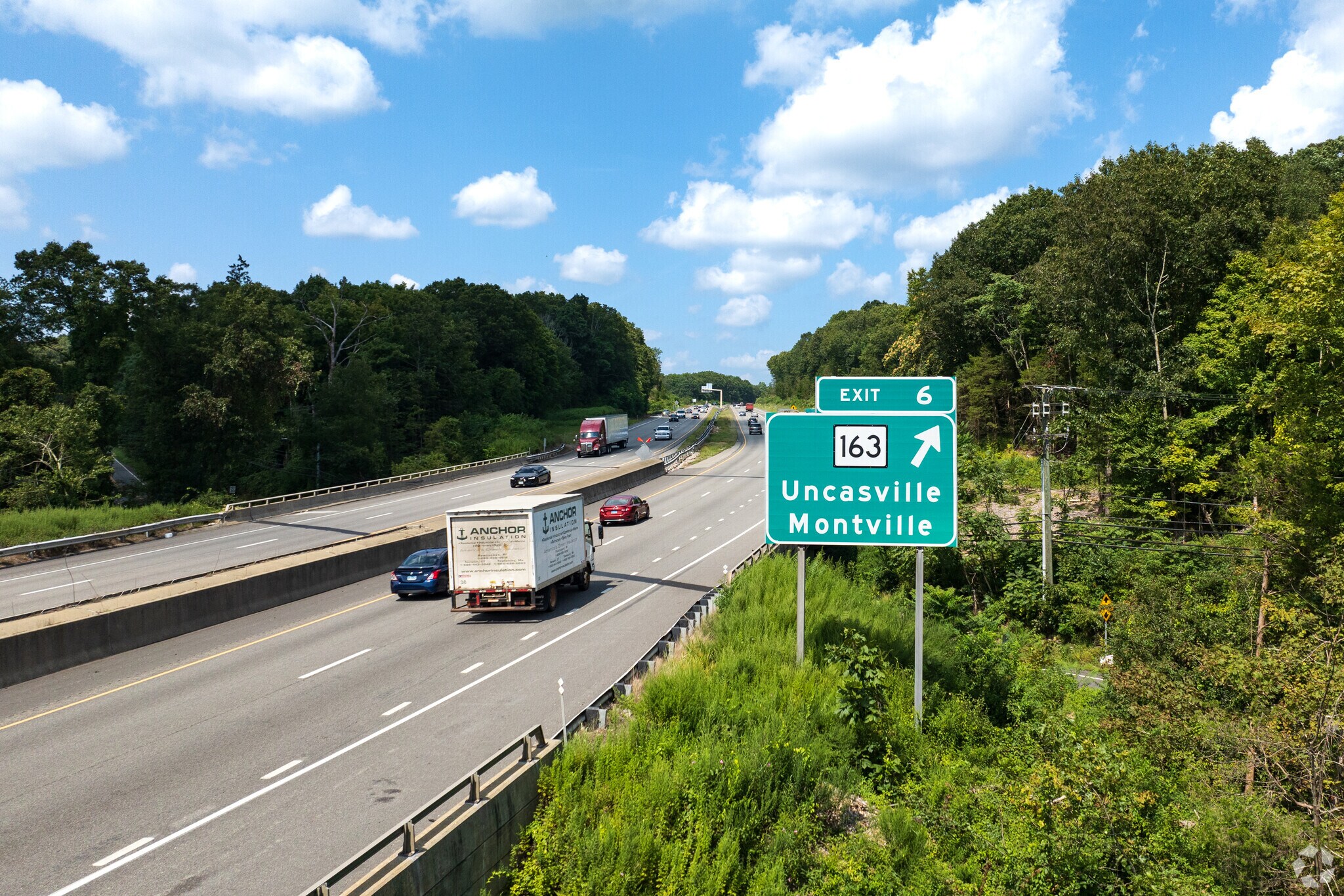 Oxoboxo River major highways Route 163 and Interstate 395 cross each other.