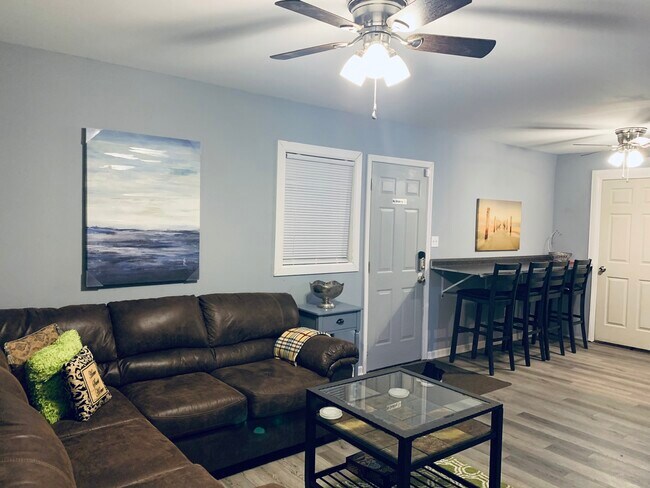 533 Hinton St unit 3, Fort Valley, GA 31030 - photo 2