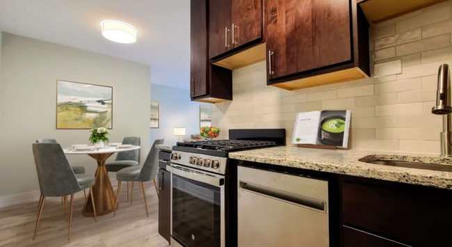 456 W Barry Ave unit 407, Chicago, IL 60657 - photo 4