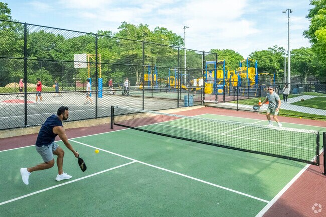 Plainview-Old Bethpage Park in Plainview features basketball and pickleball courts.