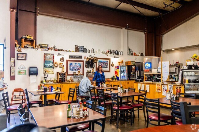 Woody's Cafe Grill and Pub offers authentic diner food in Kelseyville.