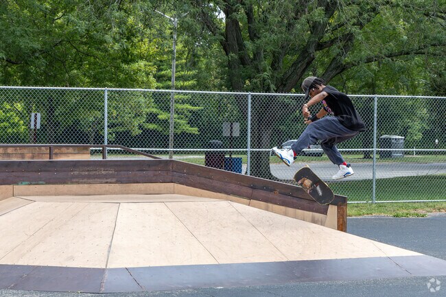 Skate boarding goers can visit John F. Kennedy park nearby Glenmeadows.