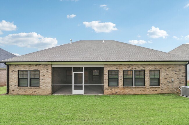 102 Shale Dr unit 36497402, Central, SC 29630 - photo 6