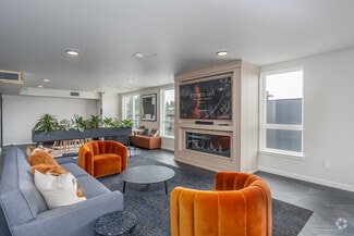 18004 Midvale Ave N, Shoreline, WA 98133