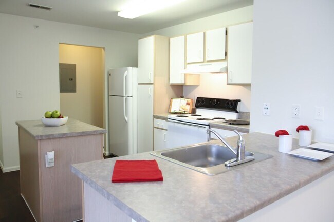 Walden Pond, High Ridge, MO 63049 - photo 7