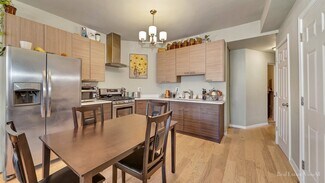 3730 N Ashland Ave Unit 2F, Chicago, IL 60613