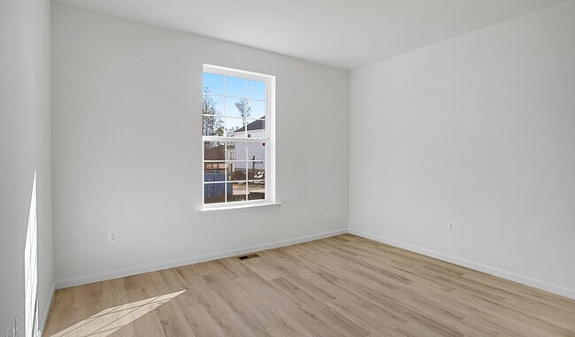 18456 Governor Dr, Ruther Glen, VA 22546 - photo 6