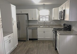505 Sherwood Ct Unit B, Cary, NC 27511
