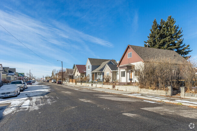 East Butte is known for homes on the smaller side, with many utilizing the same style.