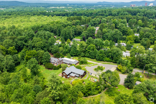 The Common School is situated among 140 acres of conservation land, making plenty of space.