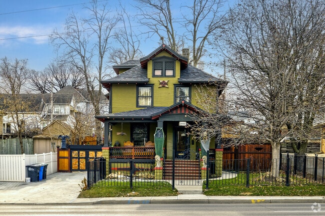 Leavenworth boasts classic four-square architecture on tree-lined streets.
