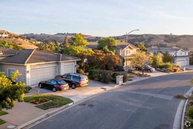 Discover Meadowlands’ peaceful residential streets lined with classic San Jose homes.