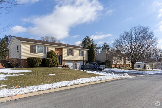 The Greentree neighborhood is well maintained and quiet.