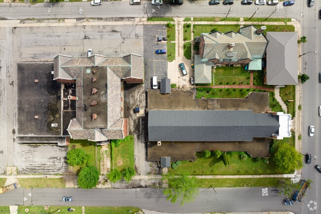 Nativitymiguel Middle School is located at 21 Davidson Avenue in Buffalo, NY 14215.