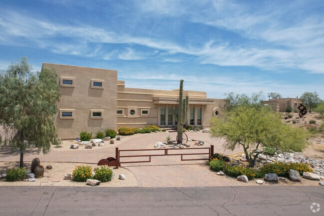 Flat, open landscapes make for spacious estates in Pinnacle Peak.