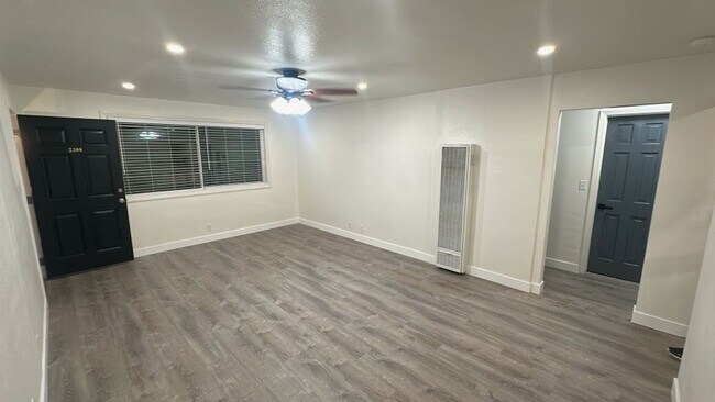 2302 W Roberta Ave unit 6, Fullerton, CA 92833 - photo 6